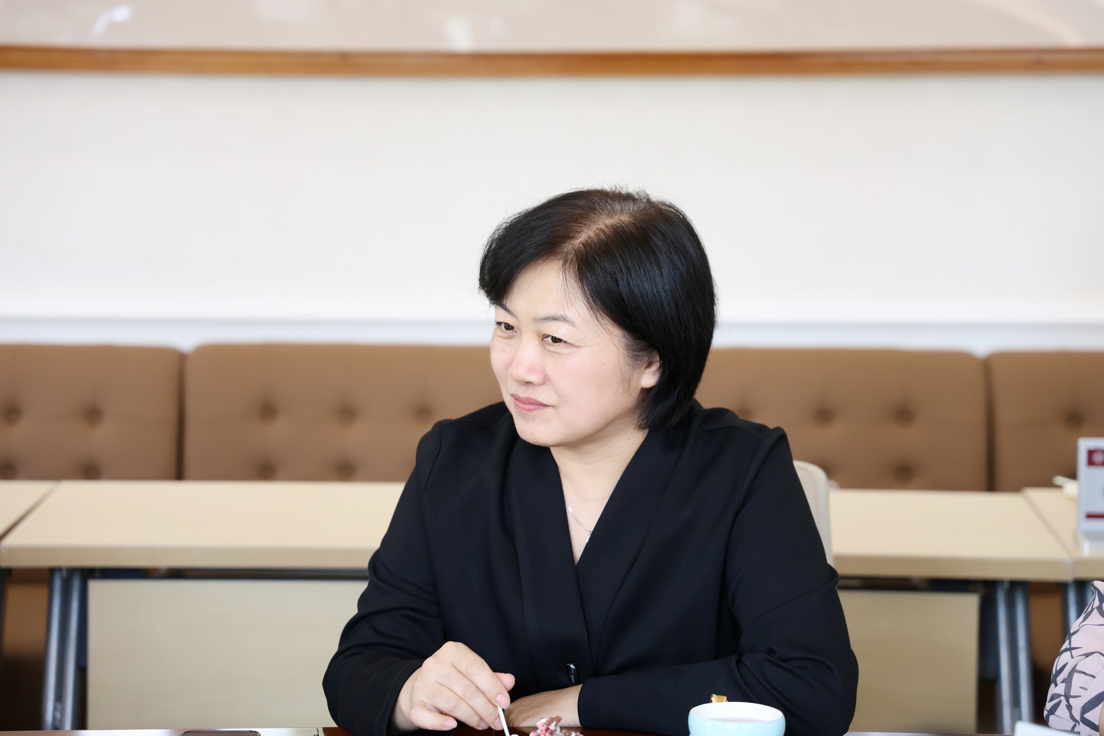 王丹老师.jpg 王丹老师.jpg